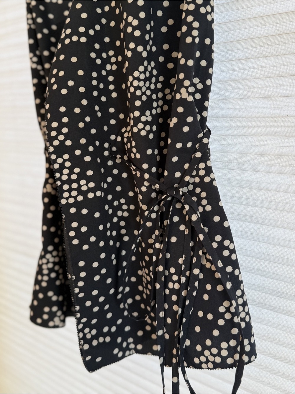 AX Armani Exchange Polka Dot Wrap Tank Blouse Small - Picture 8 of 9